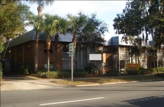 Primary Photo - 623 N Bay St