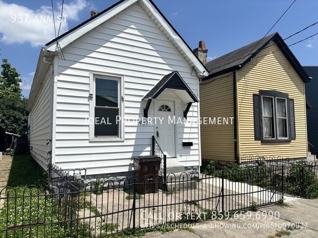 Building Photo - 937 Ann St