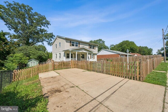 Primary Photo - 2013 Maynard Dr
