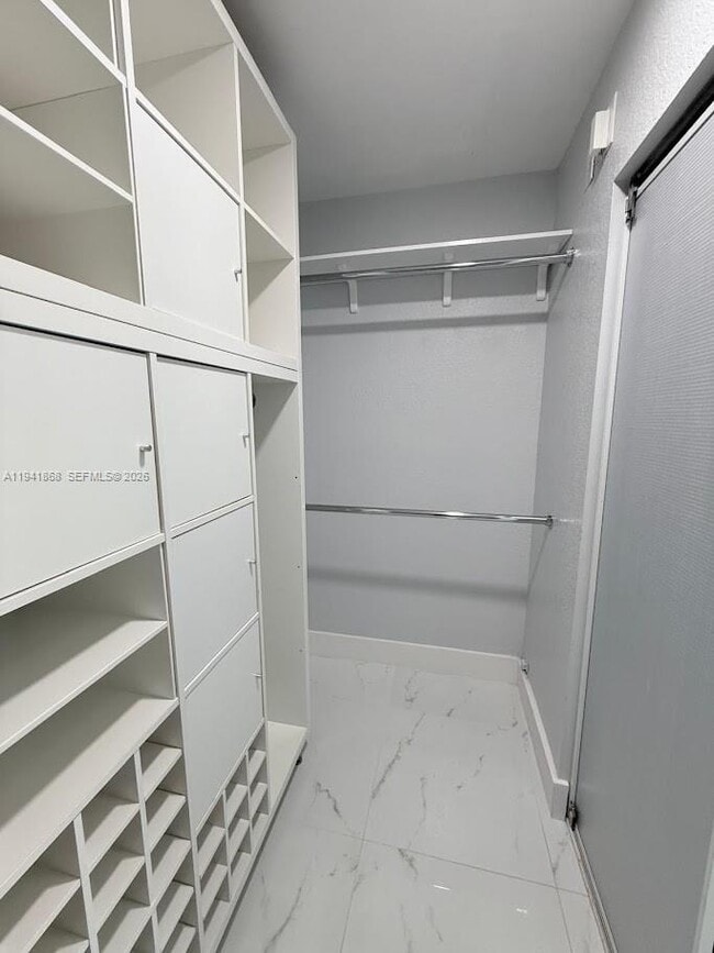 Building Photo - 119 SW 168th Terrace