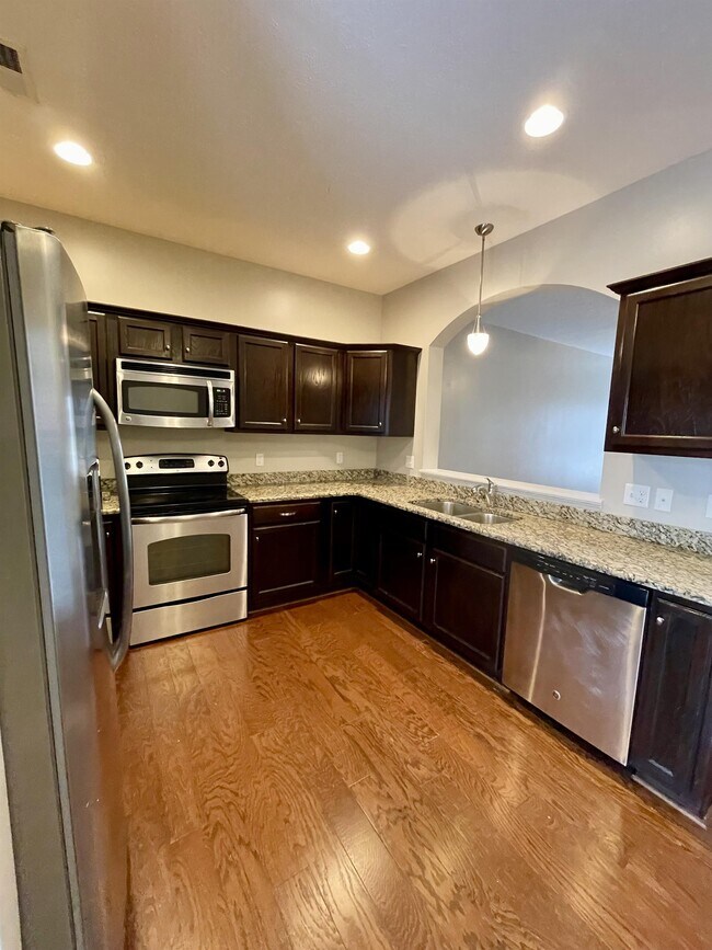 Building Photo - 211 Portico Street