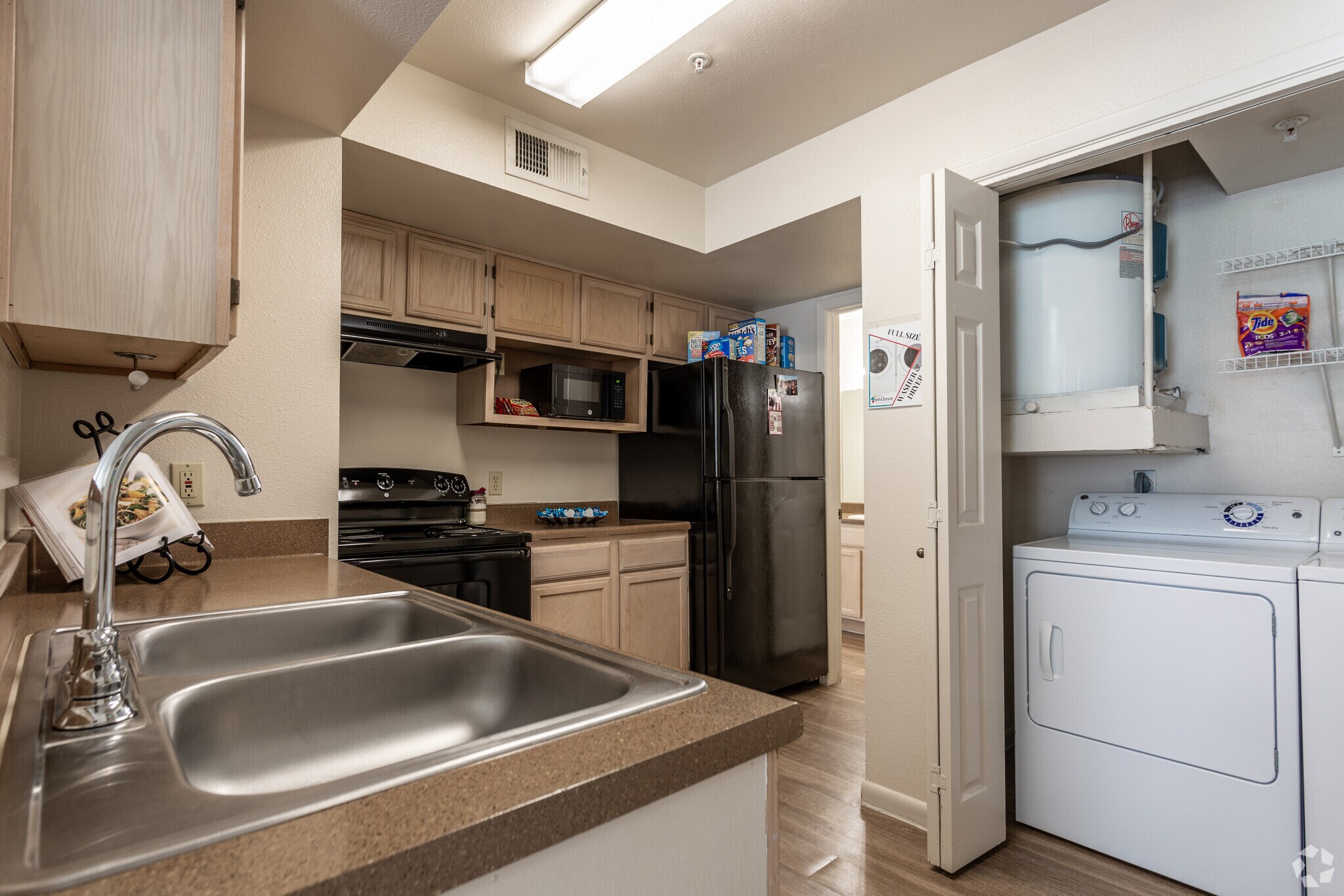 2 BR, 2 BA - 1025 SF - The Enclave