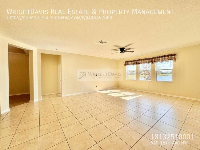 Building Photo - 610 15th Ave NW