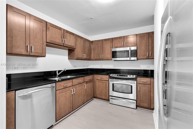 Building Photo - 8395 SW 73rd Ave