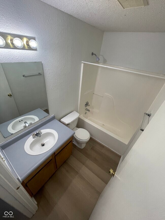 Building Photo - 10856 Orchard Valley Way