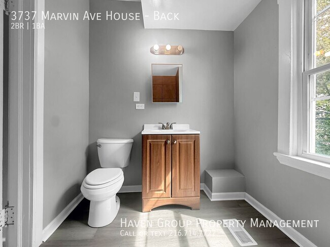 Building Photo - 3737 Marvin Ave