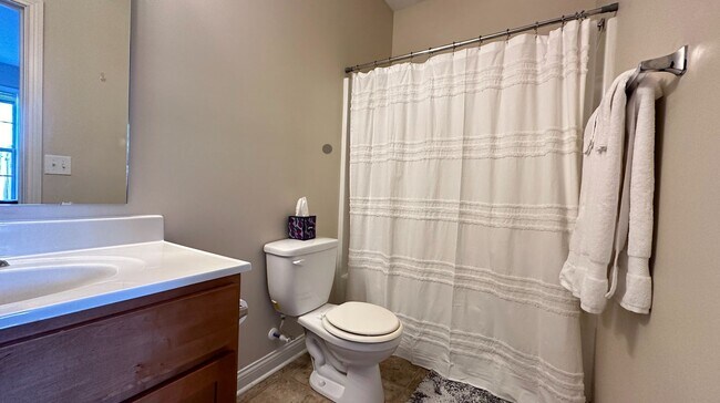 Building Photo - Amazing Location - Downtown Modern Living:...
