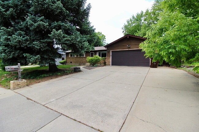 Building Photo - 1405 Abilene Dr