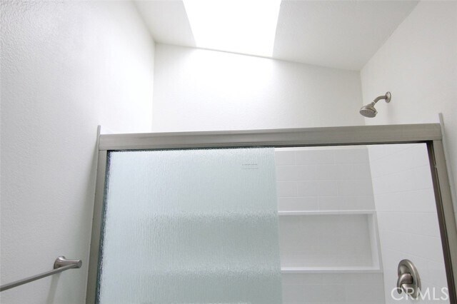 Building Photo - 9505 Arlington Ave