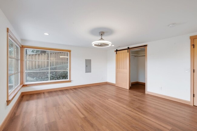 Building Photo - Lake Oswego Four Bedroom Home with View of...