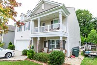 Building Photo - 2922 Deep Cove Dr NW
