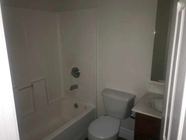 Building Photo - 12720 Lorenzo Frias Ct