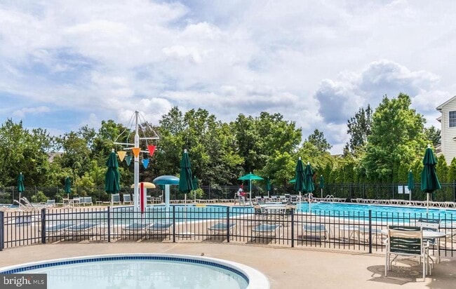 Building Photo - 43187 Loudoun Reserve Dr