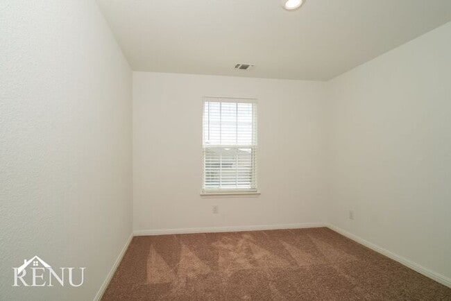 Building Photo - Coming Soon!