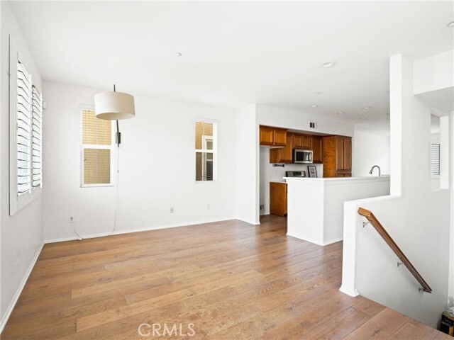 Building Photo - 1309 Songbird Way