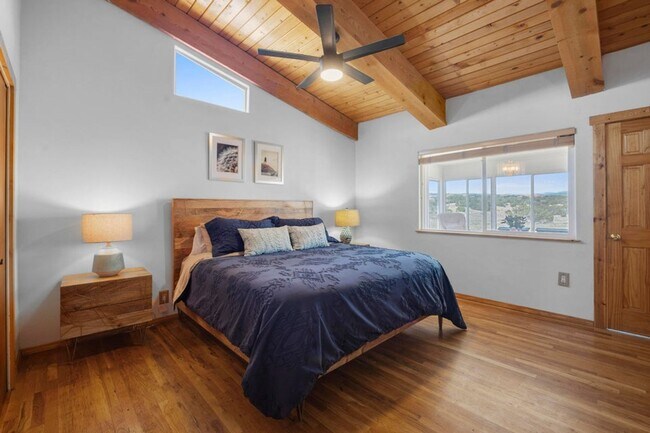 Building Photo - 3 Bedroom, 2.5 Bathroom Home in Edgewood, NM