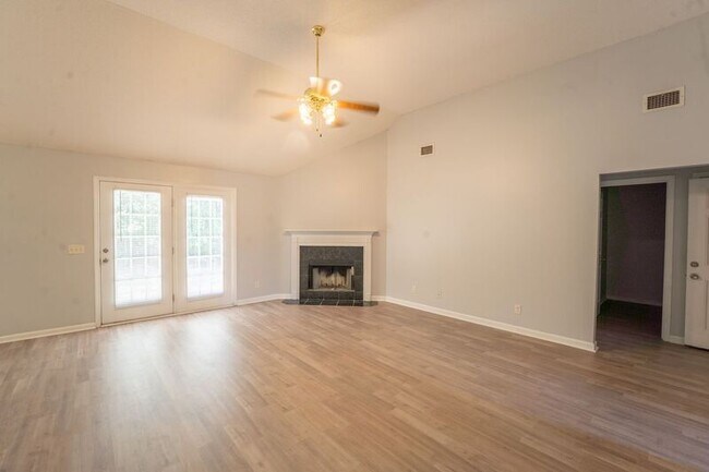 Building Photo - 123 West Tisbury Lane
