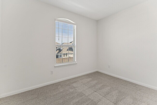 Building Photo - 12528 Gunsbach Wy