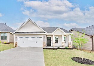 Building Photo - 819 Marple Pl