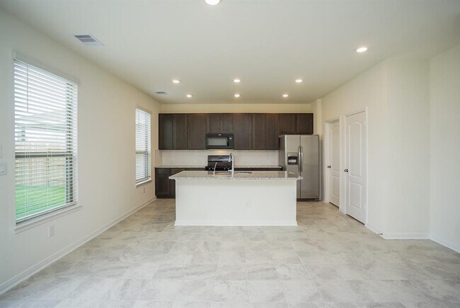Building Photo - 4615 Sabine Creek Way