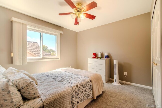 Building Photo - 56194 Birkdale Dr