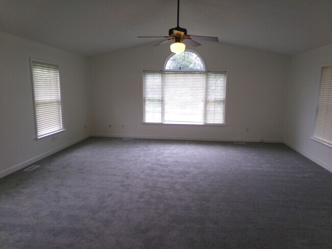 Building Photo - Kernersville Location