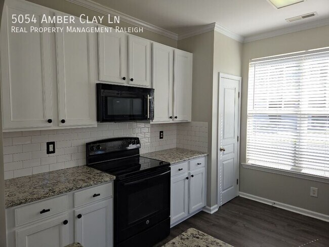 Building Photo - 5054 Amber Clay Ln