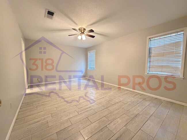 Building Photo - 3 Bed 2 Bath Home in Ruston