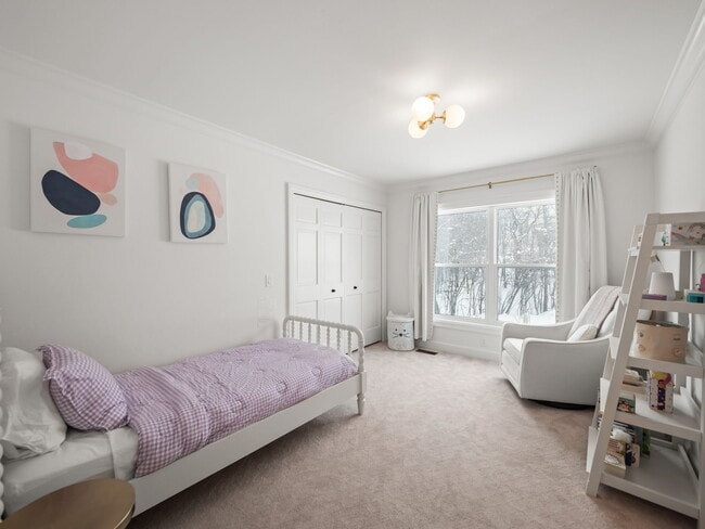 Building Photo - 3250 Chestnut Run Dr