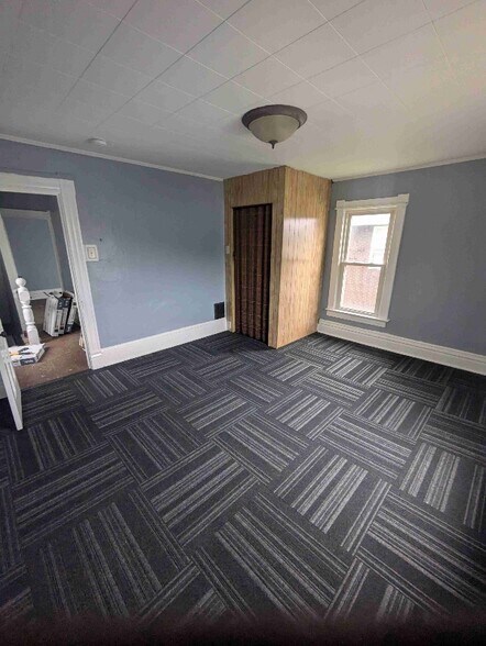 Building Photo - 508 Waldo St