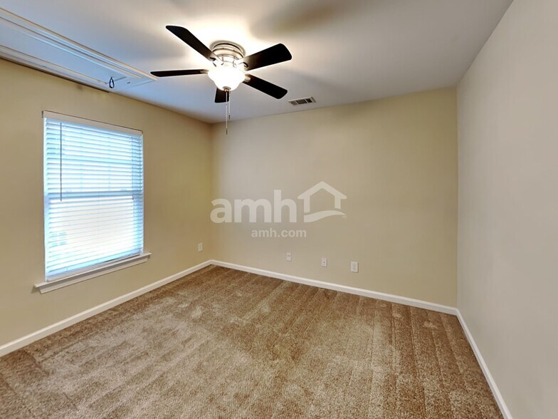 Building Photo - 7860 Keepsake Ln