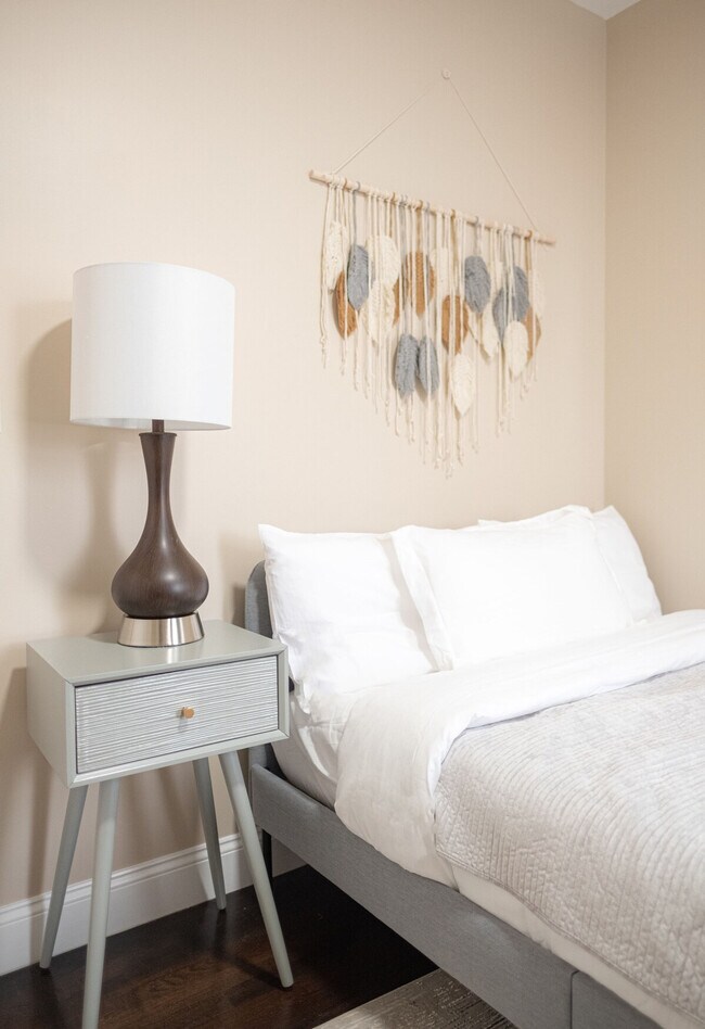 Building Photo - 245 W 113th St