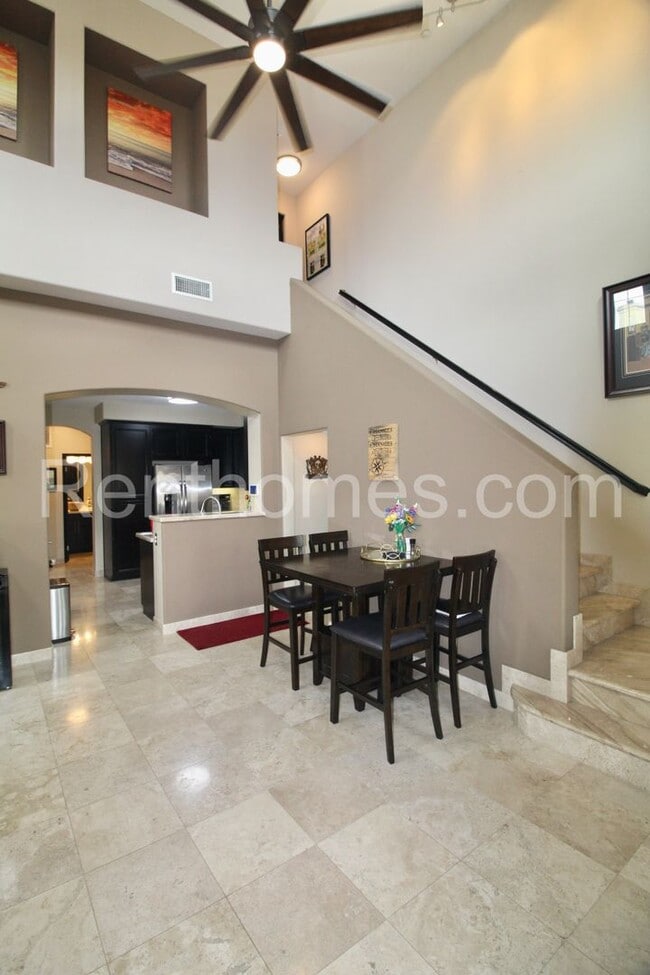Building Photo - 2802 Piantino Cir