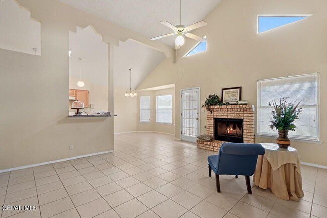Building Photo - 4720 Loma Grande Dr