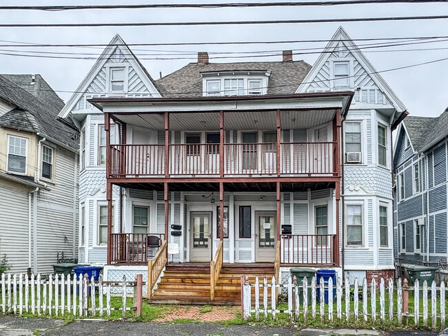 Building Photo - 383 Myrtle Ave