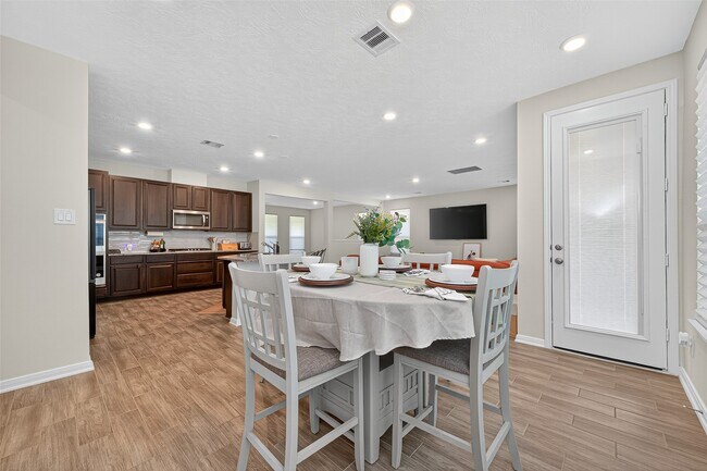 Building Photo - 15510 Birchdale Dr