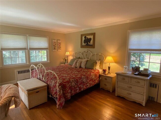 Building Photo - 94 Fennbrook Dr