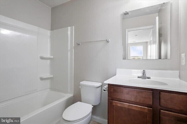 Building Photo - 125 Ceritos Trl