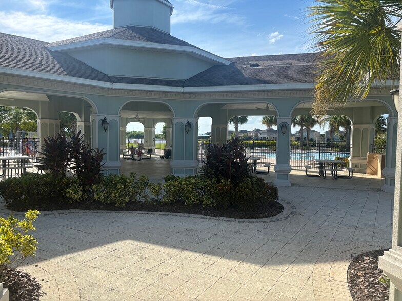 Building Photo - 9663 Channing Hill Dr