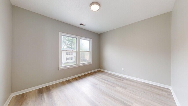 Building Photo - 3816 W 36th St