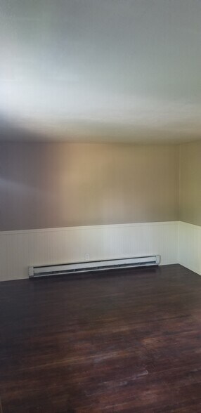 Building Photo - 3110 W Overland Rd