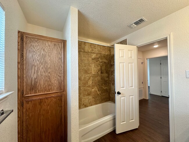 Building Photo - 6701 University Village Way