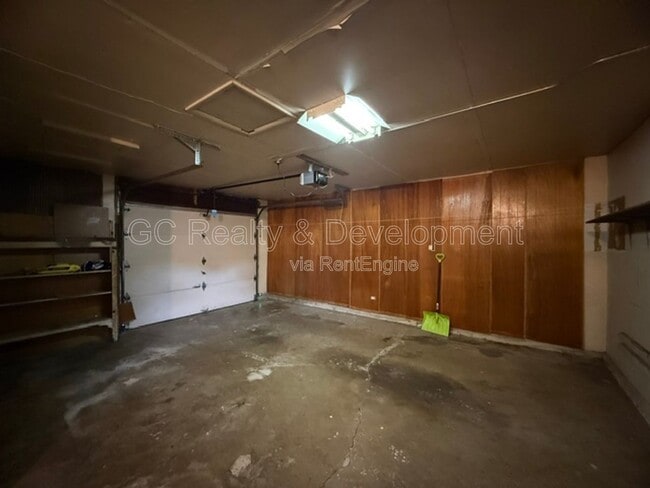 Building Photo - 1645 Highland Blvd