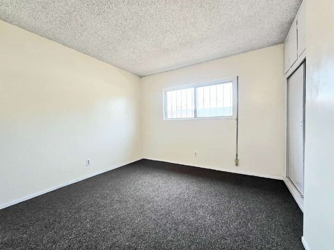 Building Photo - Spacious 1-Bedroom Home with Large Yard!!!