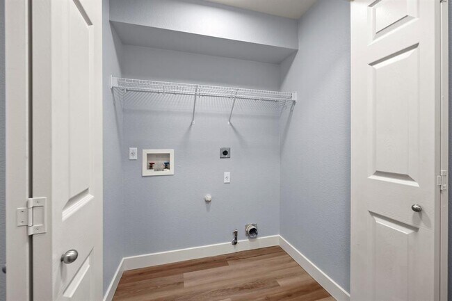 Building Photo - 3321 Winding River Trail