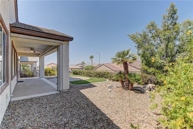 Building Photo - 2576 Chasma Dr