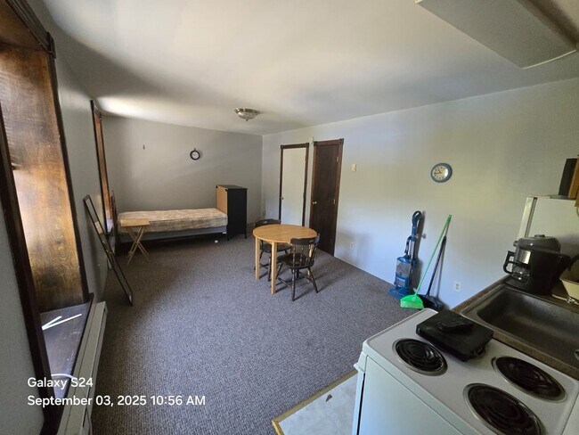 Building Photo - Washingtonville Apartments by Rose Renovat...