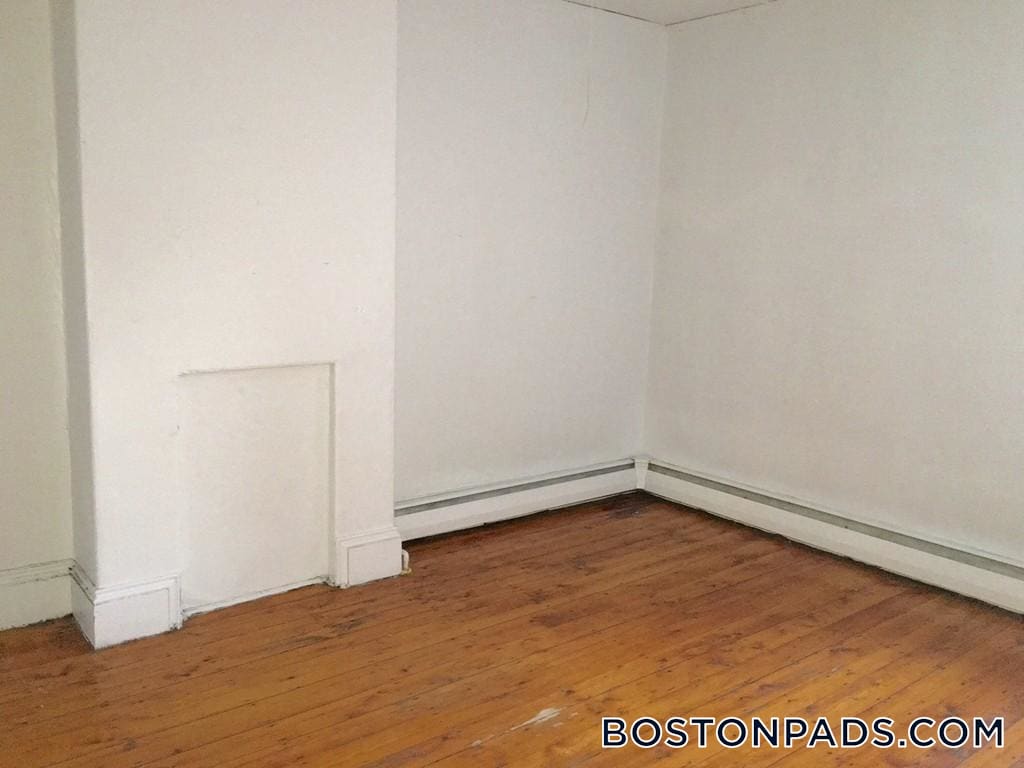 Building Photo - 179 Harvard St