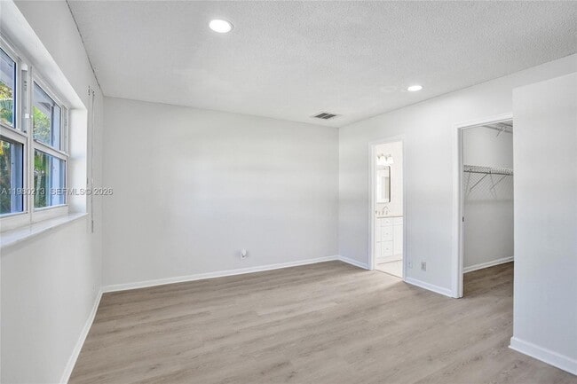 Building Photo - 2621 SW Natura Ave