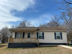 Building Photo - 200 Charles St